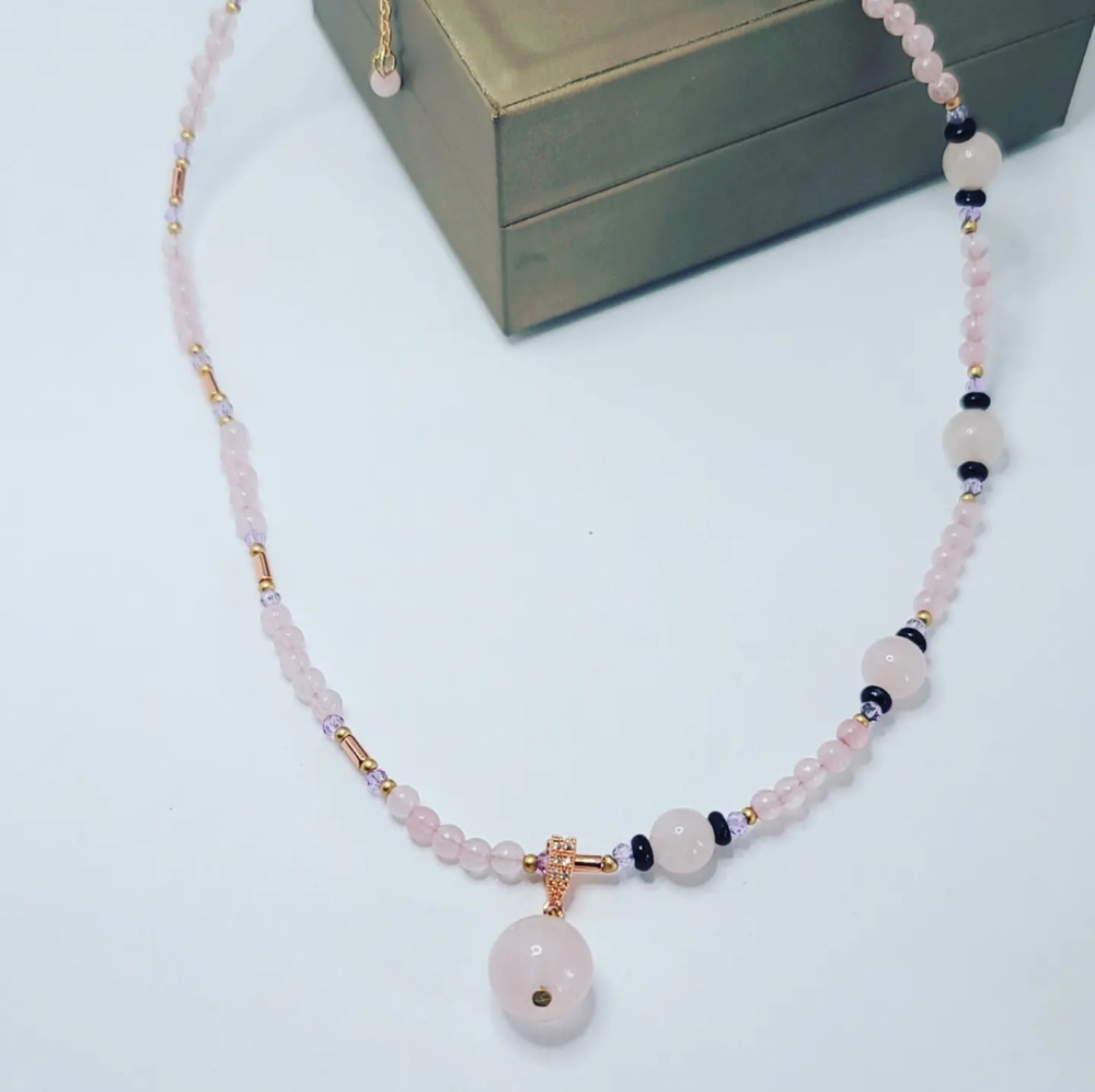 Rose Quartz Minimalist Necklace